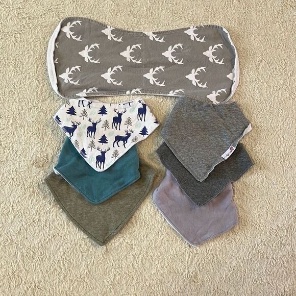 Drool Bib Bundle - Picture 1 of 2